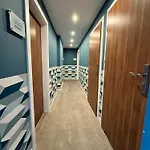 Trzy Male Drzewka *