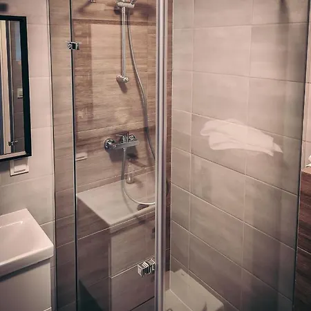 Trzy Male Drzewka Apartment
