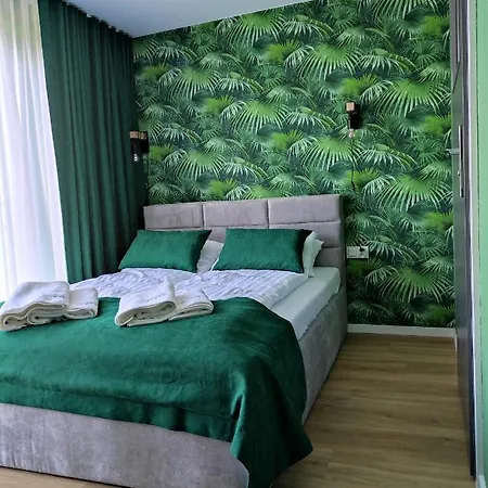 Trzy Male Drzewka * Wielka Wies (Krakow)