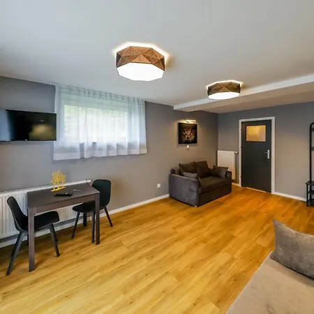 Apartment Trzy Male Drzewka